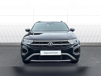 Used Volkswagen T-Roc 2025 for sale - 78814046: Photo
