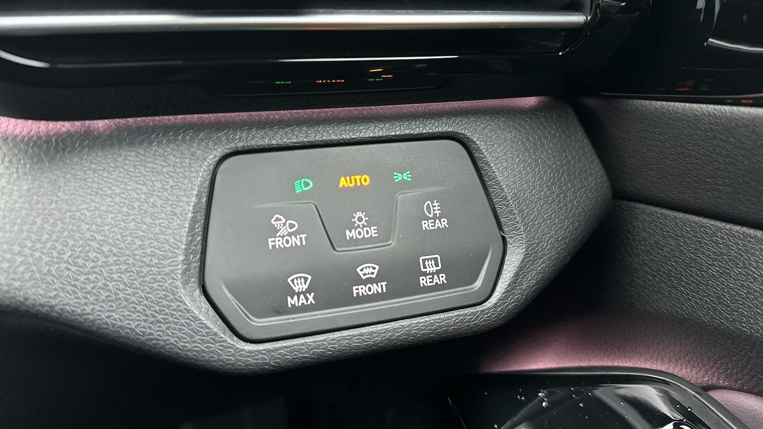 Used Volkswagen ID.4 2023 for sale - 77475522: Photo 32