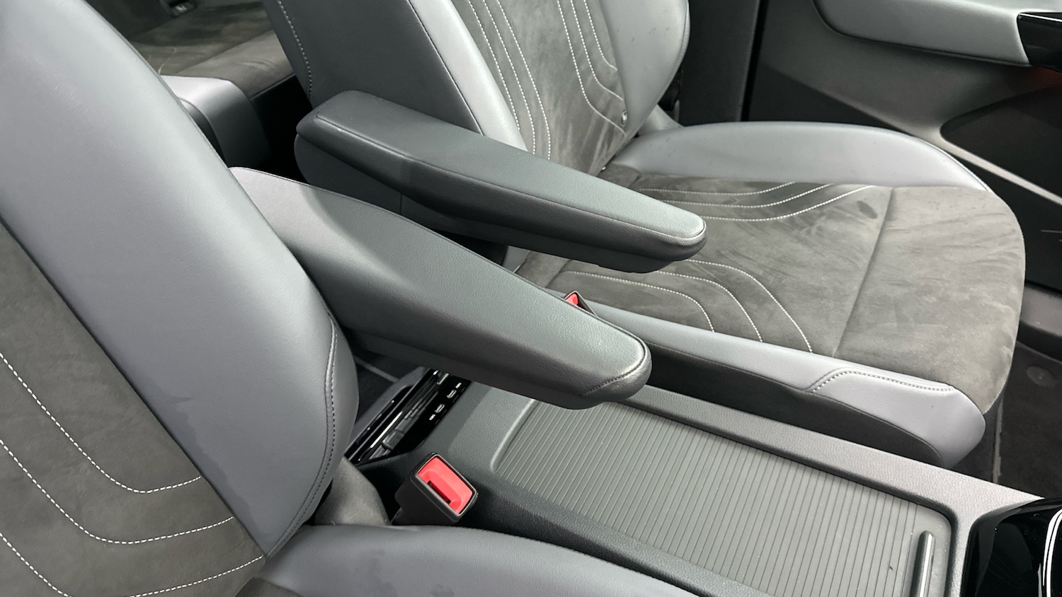 Used Volkswagen ID.4 2023 for sale - 77475522: Photo 40