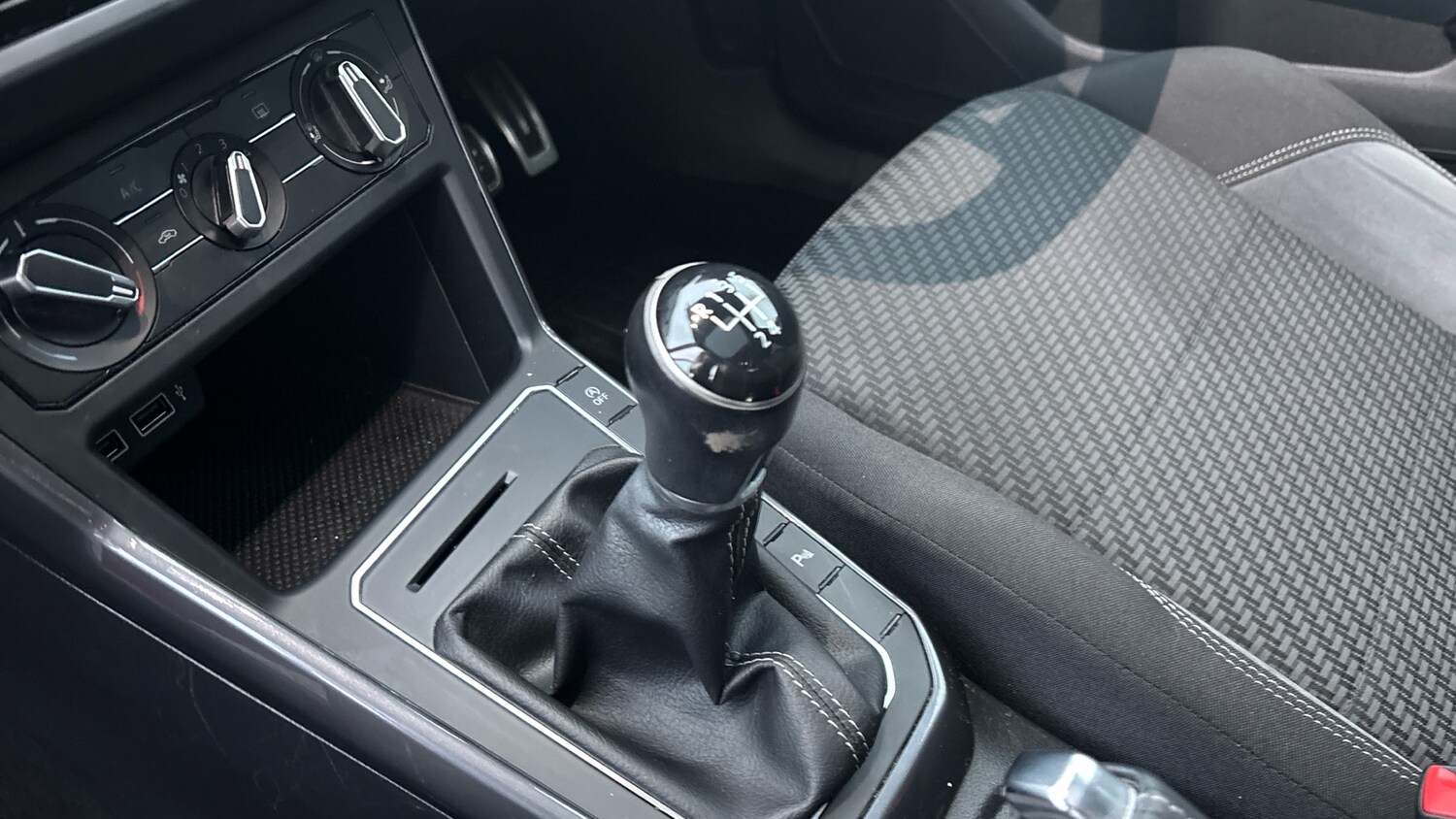 Used Volkswagen Polo 2019 for sale - 77379085: Photo 13