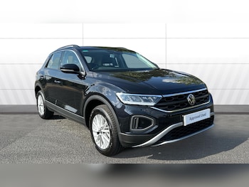 Used Volkswagen T-Roc 2023 for sale - 79243507: Photo