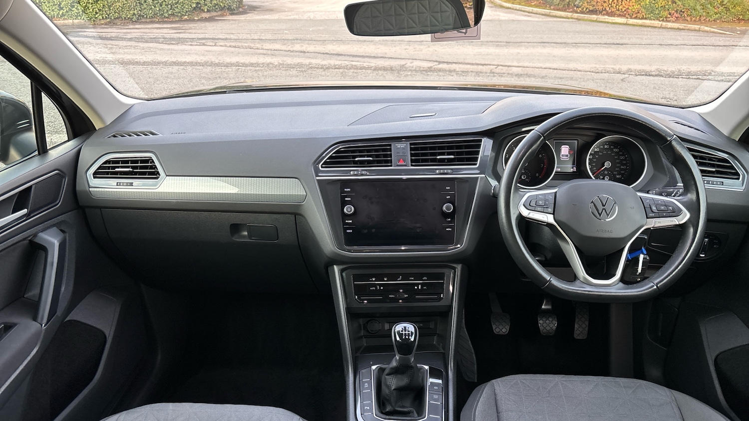 Used Volkswagen Tiguan 2022 for sale - 76412354: Photo 10