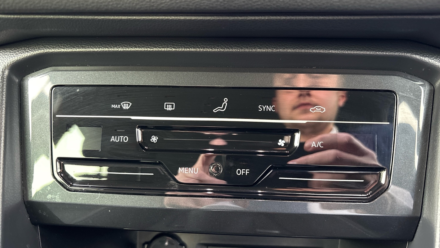 Used Volkswagen Tiguan 2022 for sale - 76412354: Photo 23