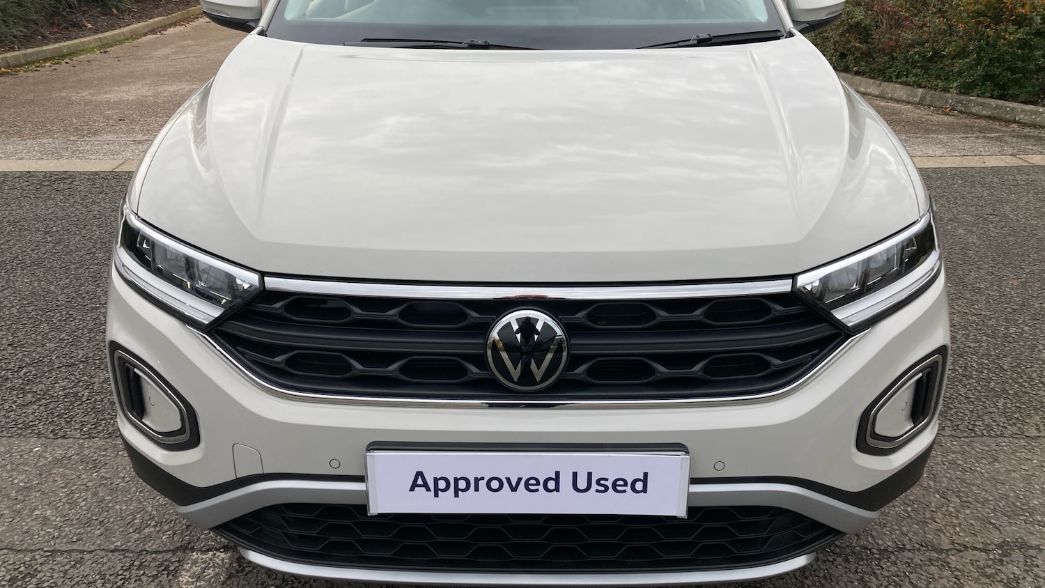 Used Volkswagen T-Roc 2023 for sale - 76493777: Photo 8