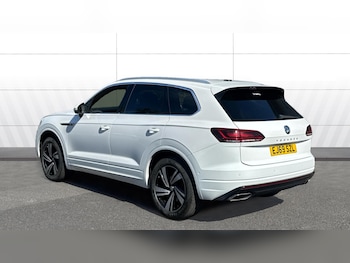 Used Volkswagen Touareg 2019 for sale - 75723617: Photo