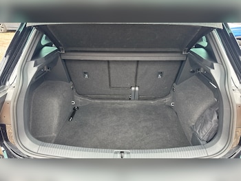 Used Volkswagen Tiguan 2023 for sale - 76101983: Photo 4
