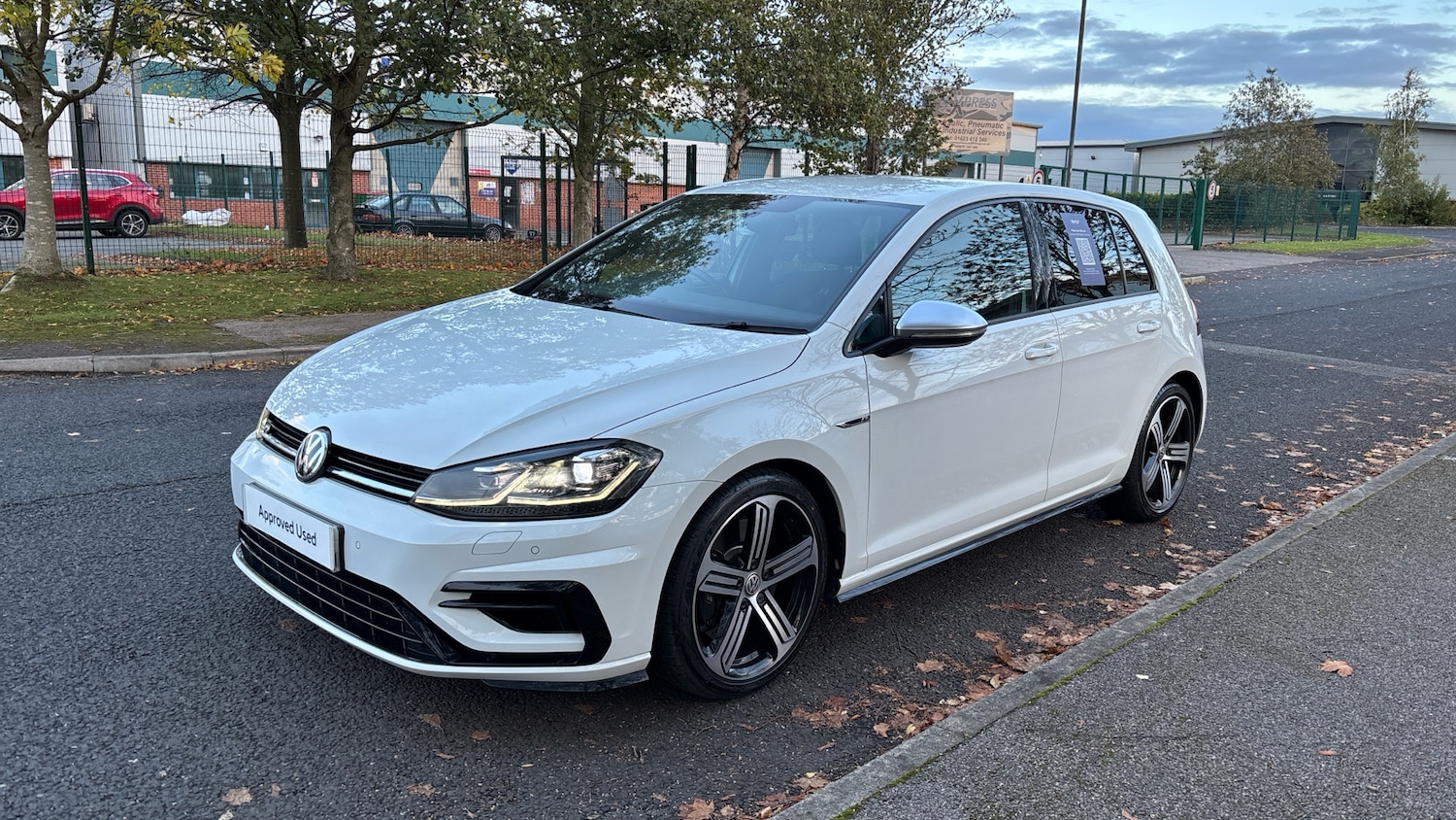Used Volkswagen Golf 2019 for sale - 76371773: Photo 41