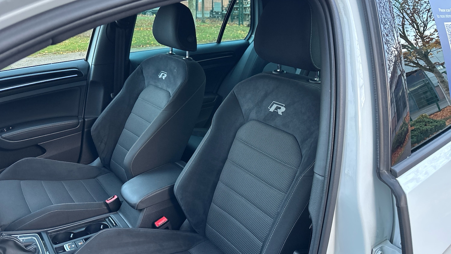 Used Volkswagen Golf 2019 for sale - 76371773: Photo 42