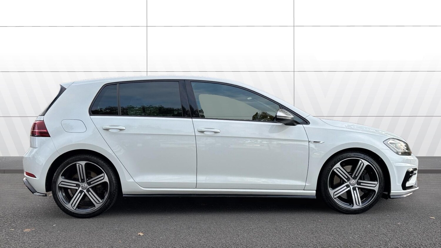 Used Volkswagen Golf 2019 for sale - 76371773: Photo 5