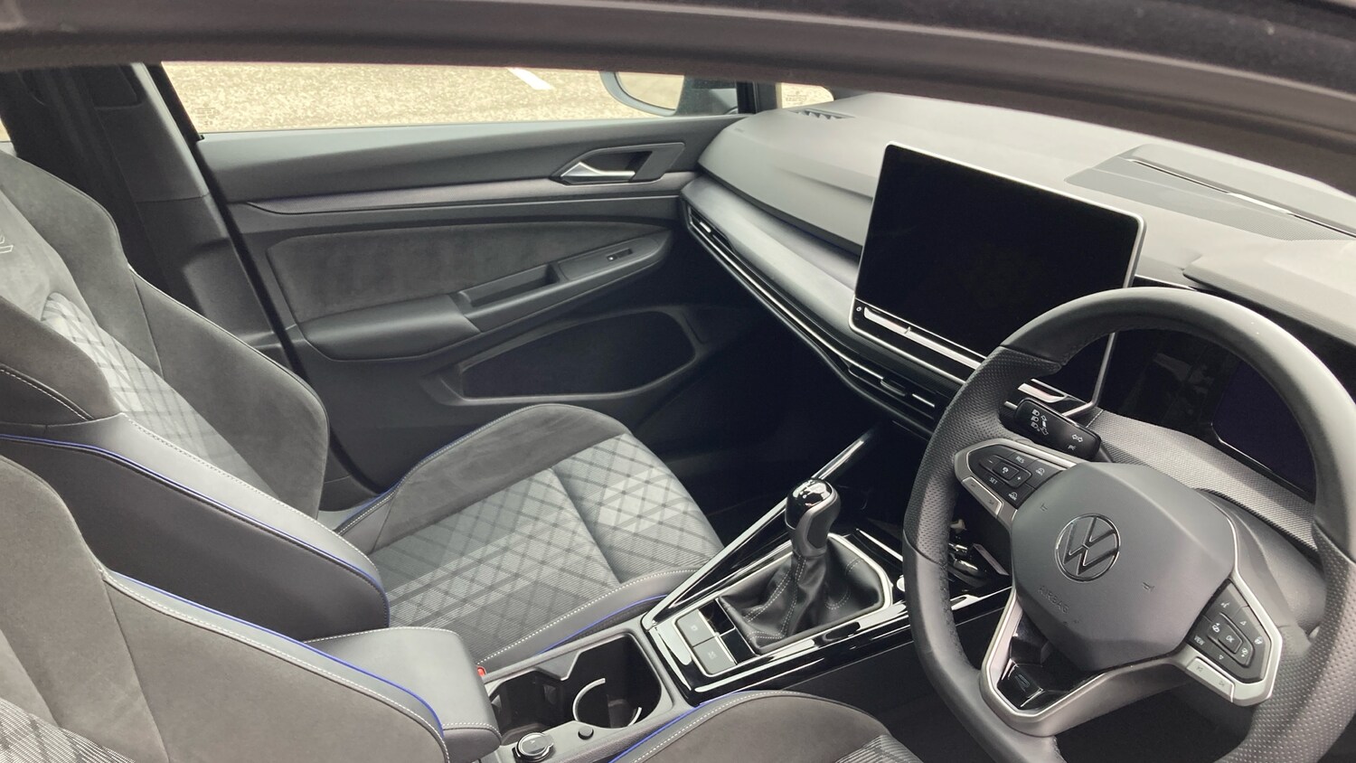 Used Volkswagen Golf 2025 for sale - 77898720: Photo 14