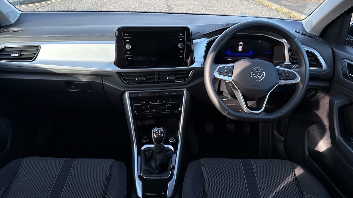 Used Volkswagen T-Roc 2025 for sale - 77323785: Photo 10