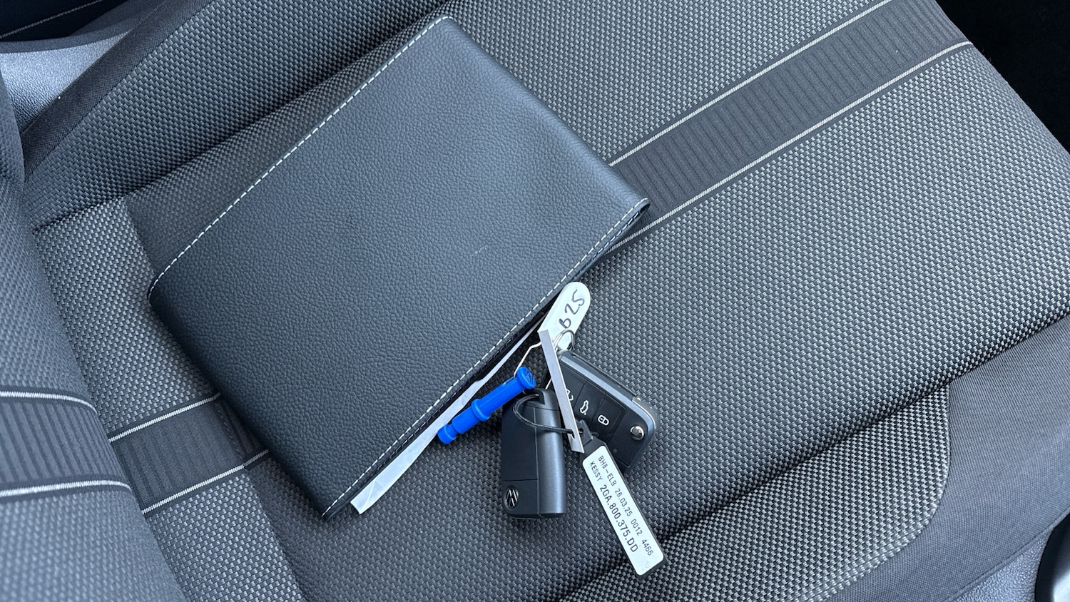 Used Volkswagen T-Roc 2025 for sale - 77323785: Photo 19