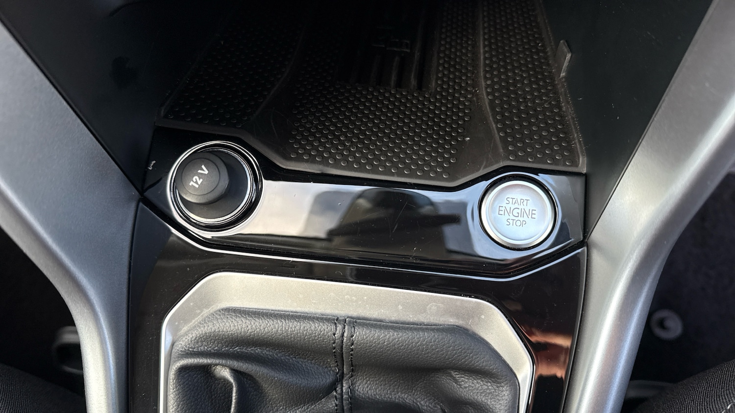 Used Volkswagen T-Roc 2025 for sale - 77323785: Photo 45