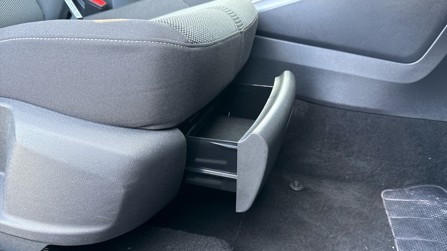 Used Volkswagen T-Roc 2025 for sale - 77323785: Photo 48