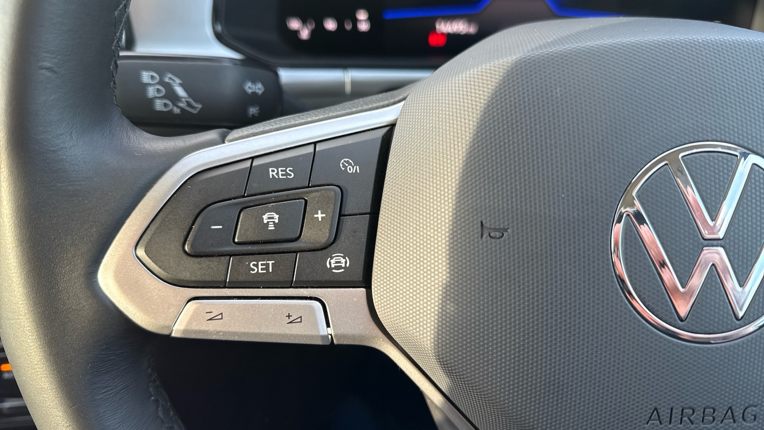 Used Volkswagen T-Roc 2025 for sale - 77323785: Photo 50