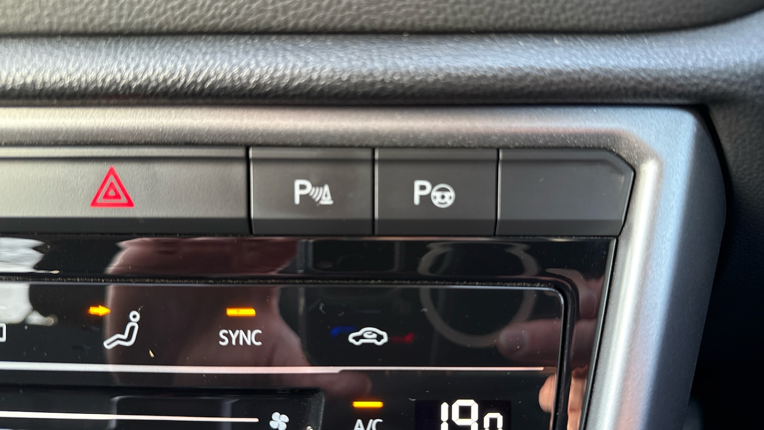 Used Volkswagen T-Roc 2025 for sale - 77323785: Photo 52