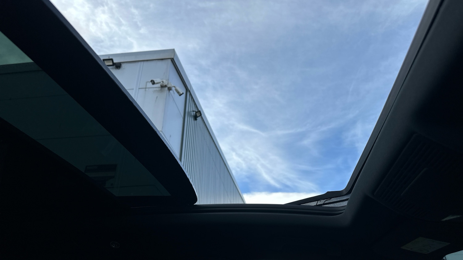 Used Volkswagen Touareg 2025 for sale - 77435619: Photo 24