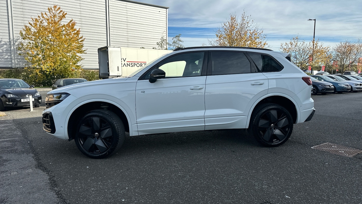 Used Volkswagen Touareg 2025 for sale - 77435619: Photo 38