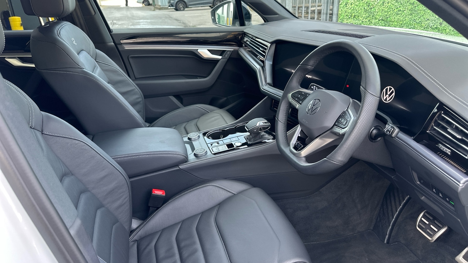 Used Volkswagen Touareg 2025 for sale - 77435619: Photo 6