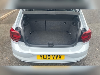 Used Volkswagen Polo 2019 for sale - 78941308: Photo