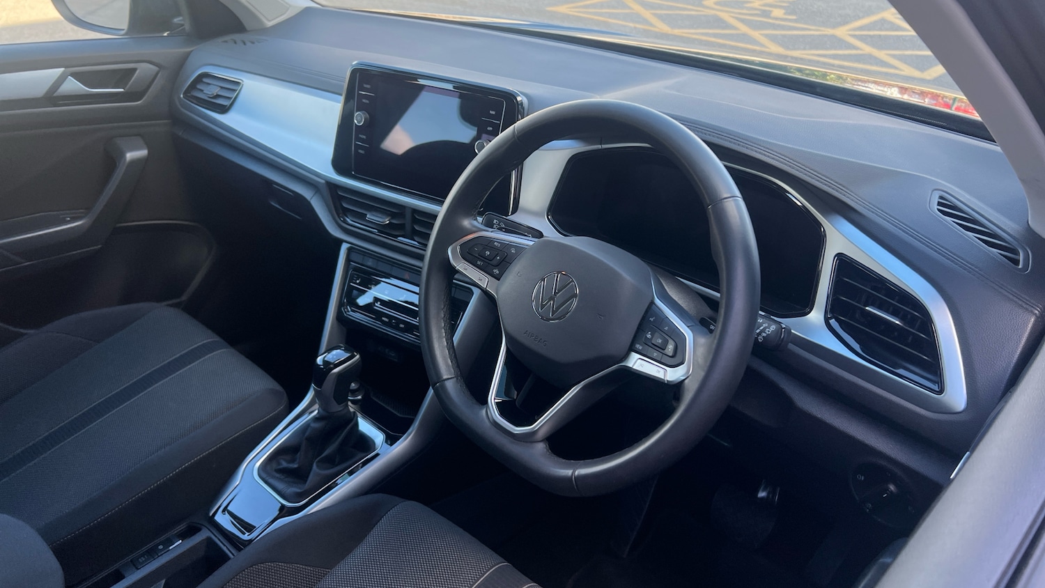 Used Volkswagen T-Roc 2023 for sale - 78094916: Photo 11