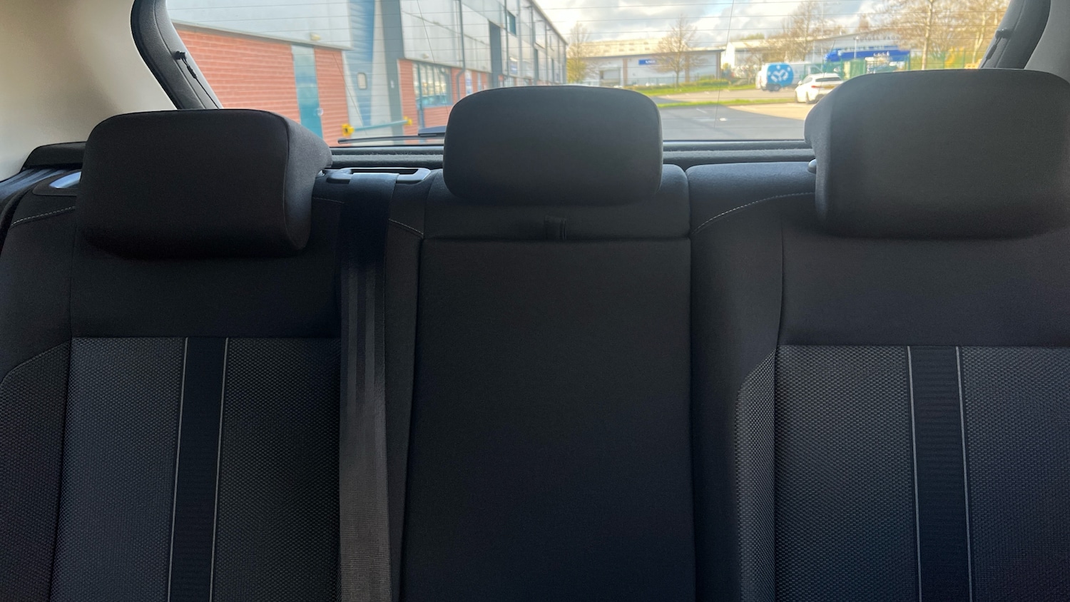 Used Volkswagen T-Roc 2023 for sale - 78094916: Photo 15