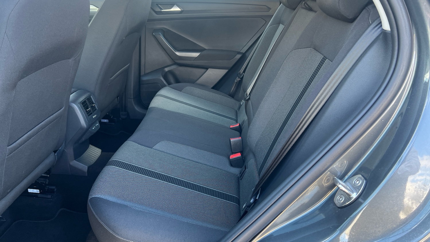 Used Volkswagen T-Roc 2023 for sale - 78094916: Photo 16