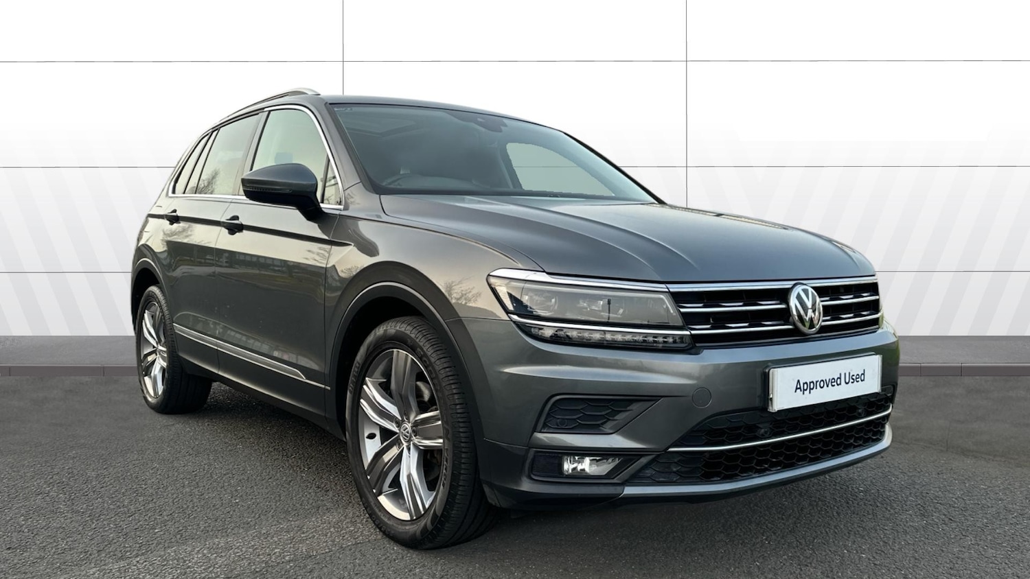 Used Volkswagen Tiguan 2018 for sale - 77776173: Photo 1