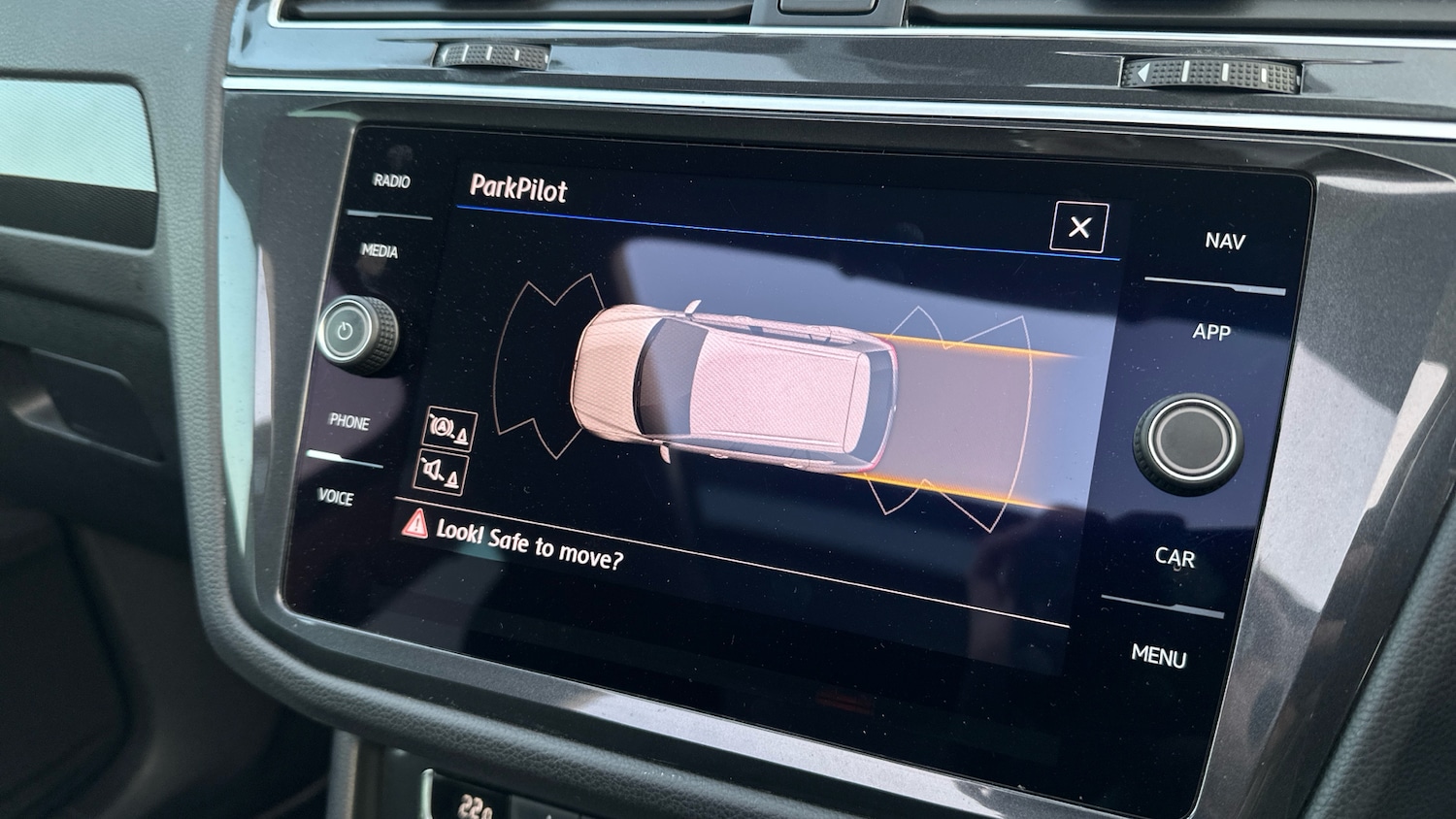 Used Volkswagen Tiguan 2018 for sale - 77776173: Photo 30