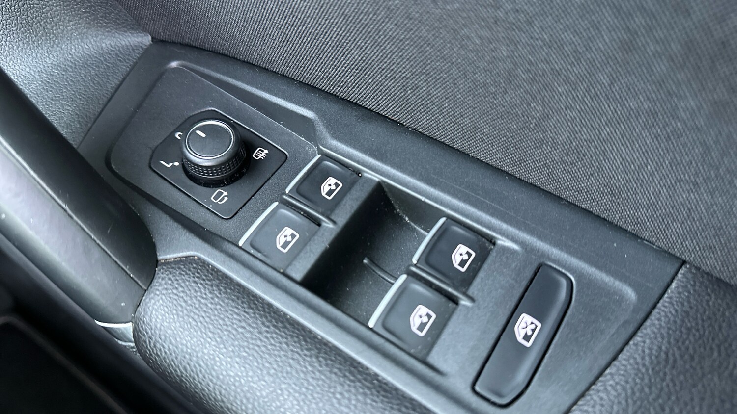 Used Volkswagen Tiguan 2018 for sale - 77776173: Photo 32