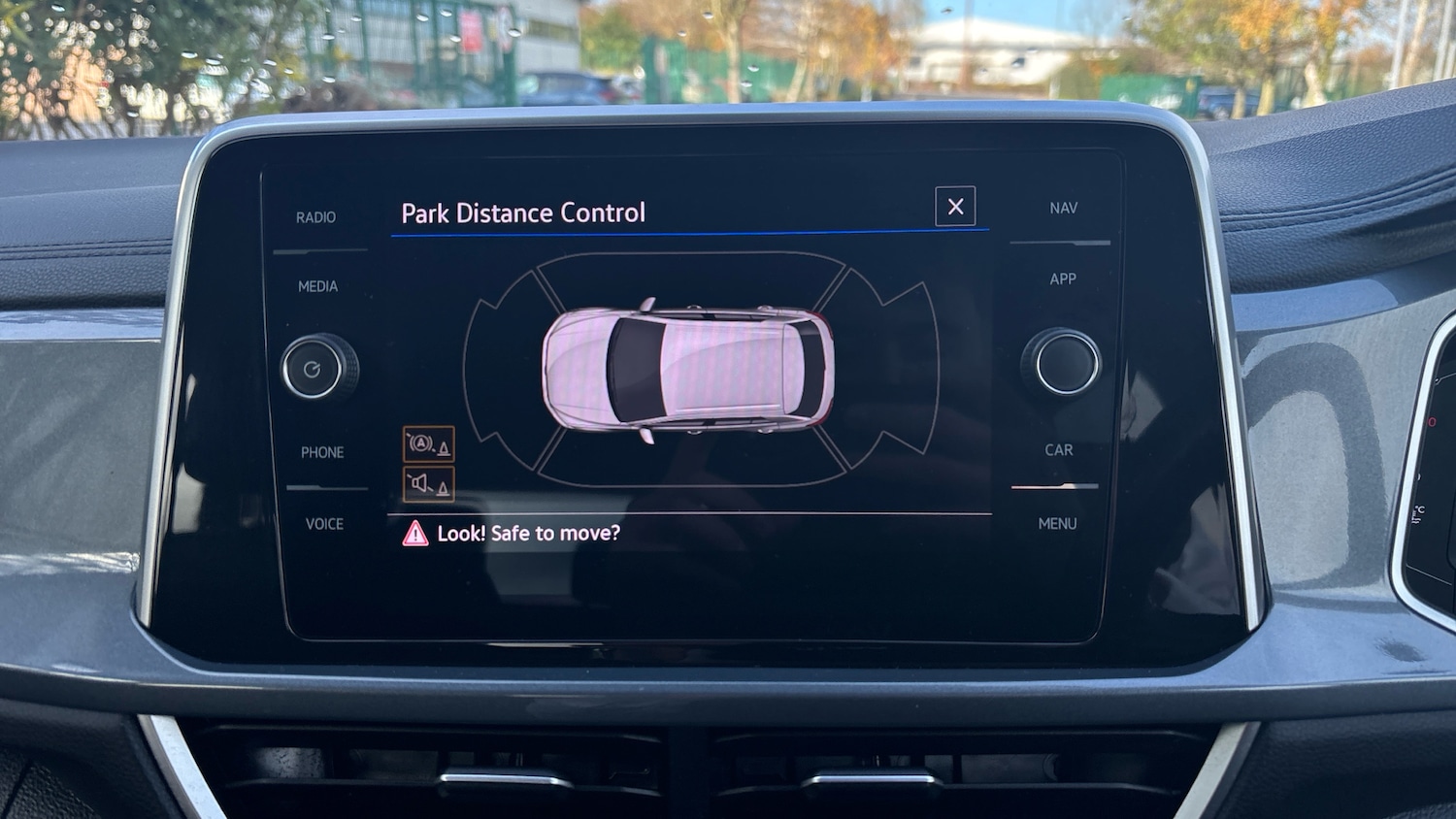 Used Volkswagen T-Roc 2023 for sale - 76649922: Photo 27