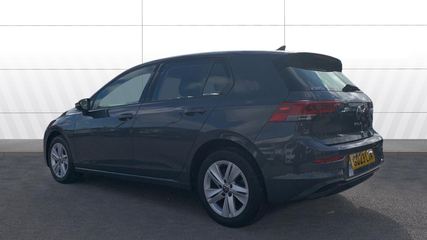 Used Volkswagen Golf 2023 for sale - 76207667: Photo 2