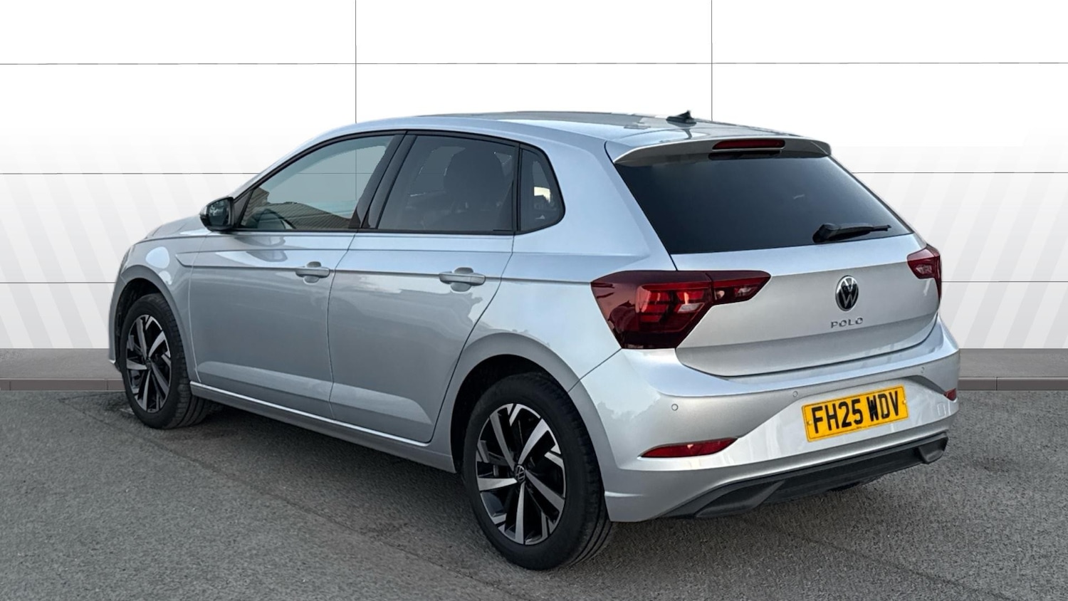 Used Volkswagen Polo 2025 for sale - 76101977: Photo 2