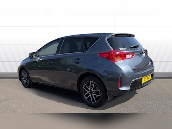Used Toyota Auris 2015 for sale - 79457309: Photo