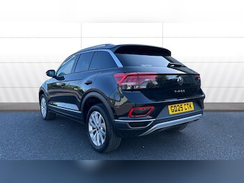 Used Volkswagen T-Roc 2025 for sale - 78420707: Photo