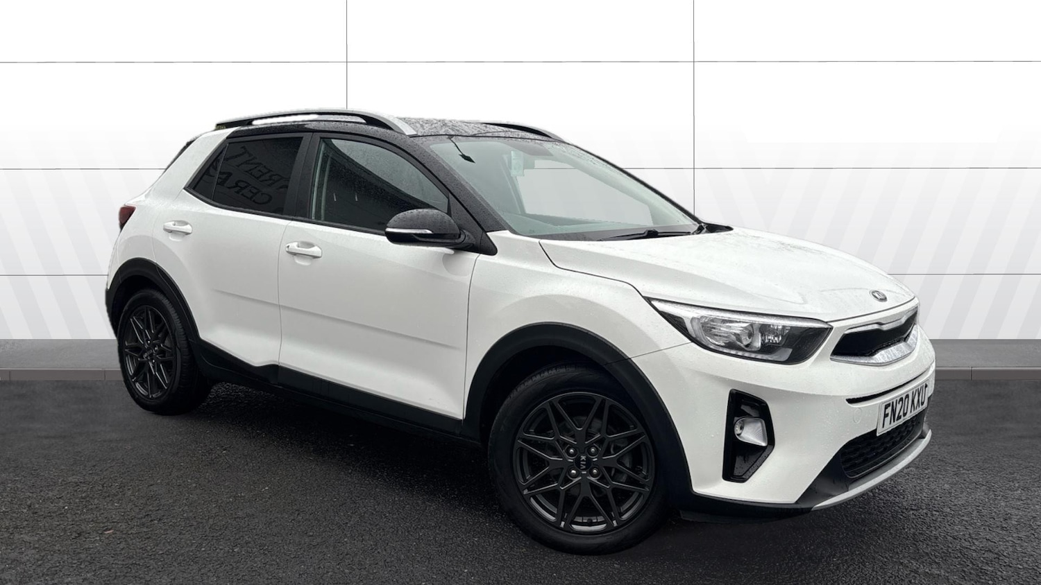 Used Kia Stonic 2020 for sale - 76693254: Photo 1