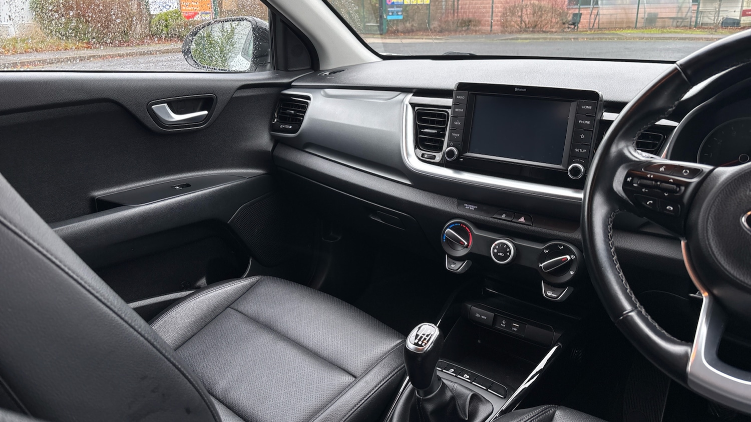 Used Kia Stonic 2020 for sale - 76693254: Photo 14