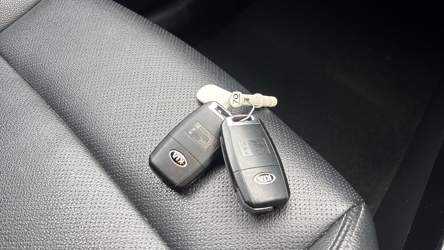 Used Kia Stonic 2020 for sale - 76693254: Photo 20