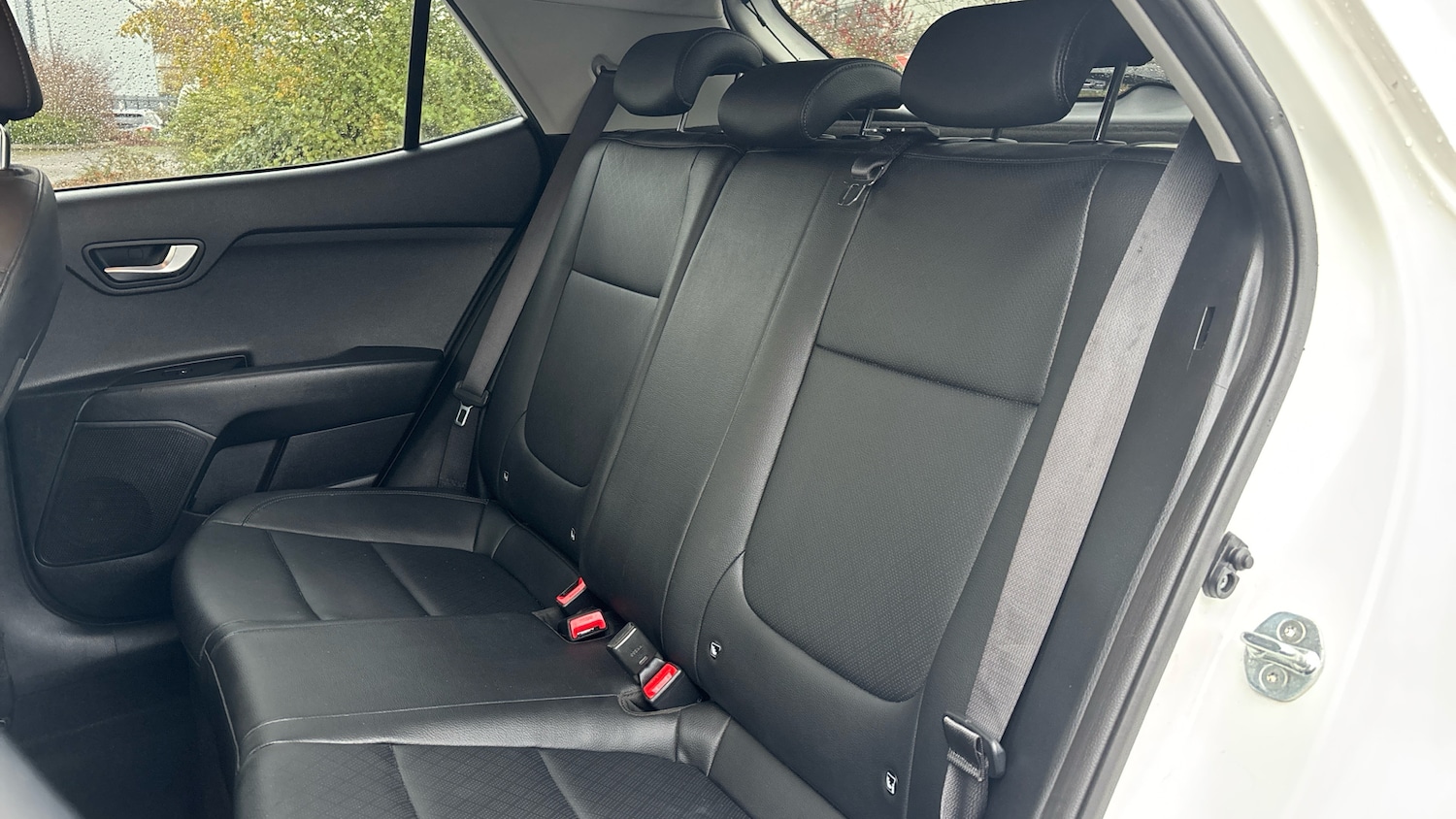 Used Kia Stonic 2020 for sale - 76693254: Photo 28