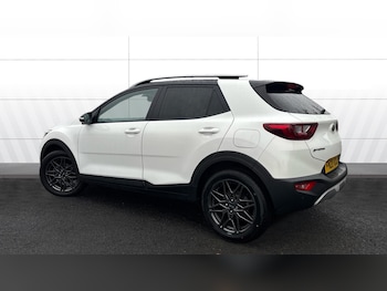 Used Kia Stonic 2020 for sale - 76693254: Photo