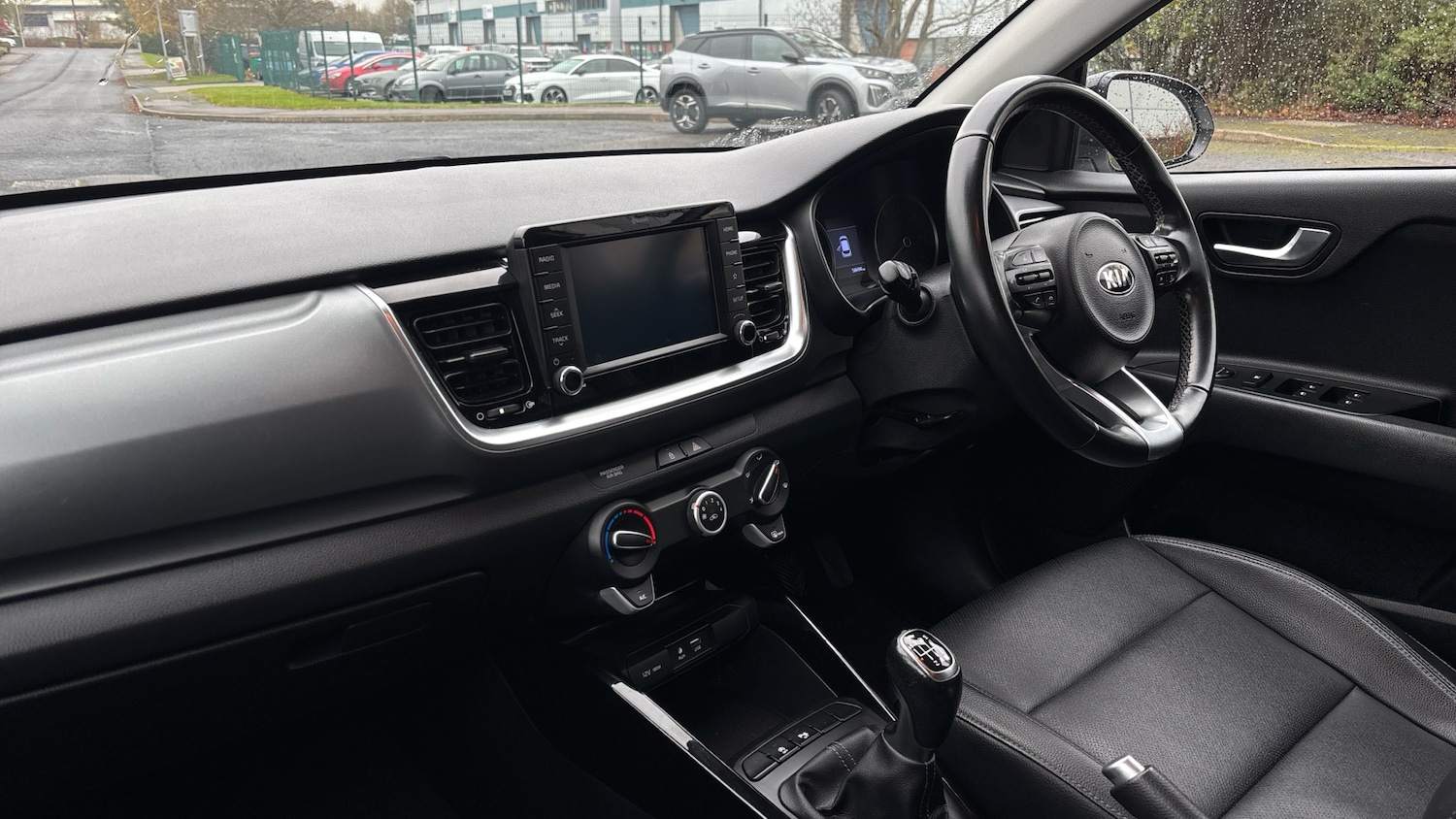 Used Kia Stonic 2020 for sale - 76693254: Photo 9