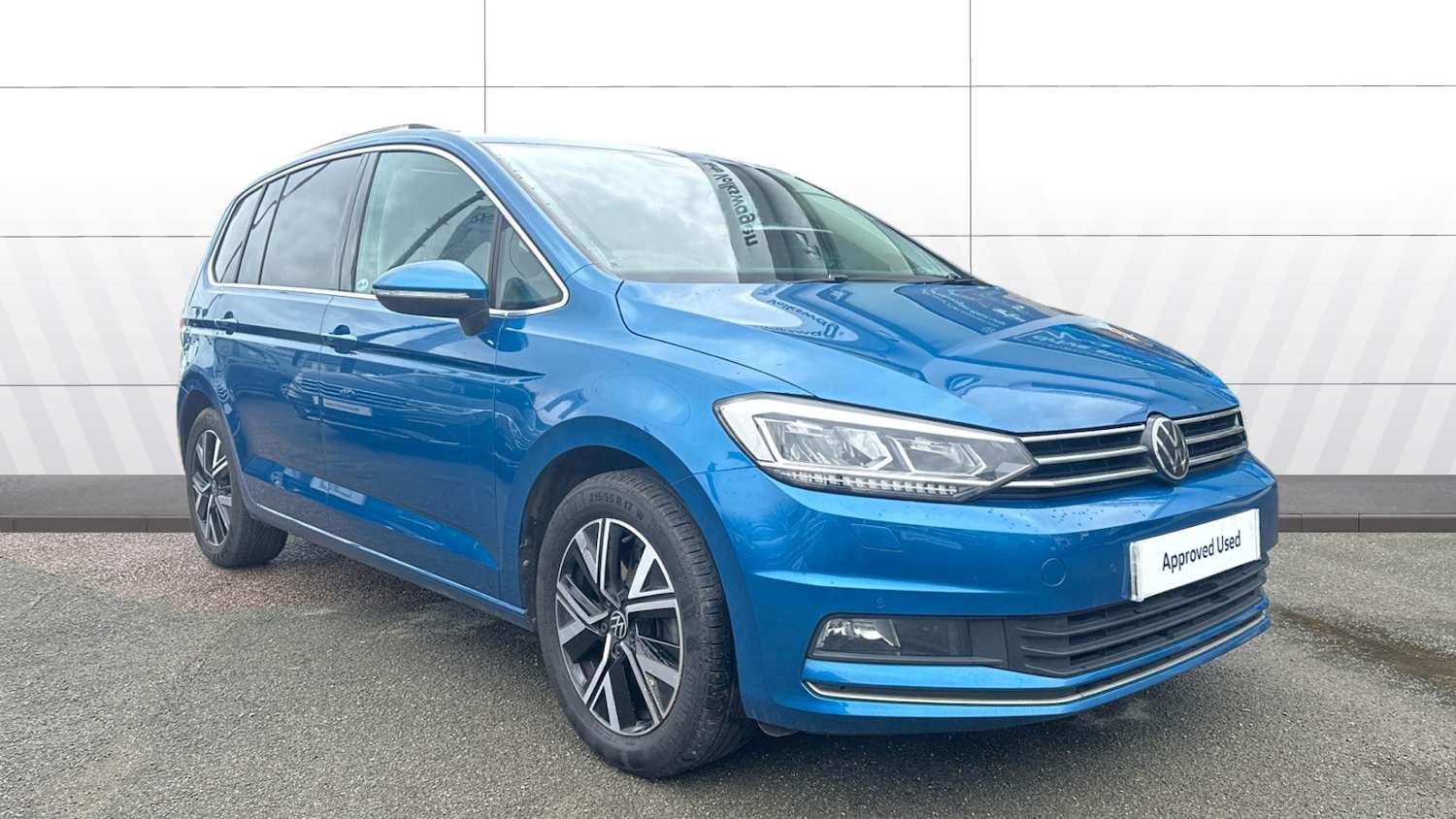 Used Volkswagen Touran 2021 for sale - 76722698: Photo 1