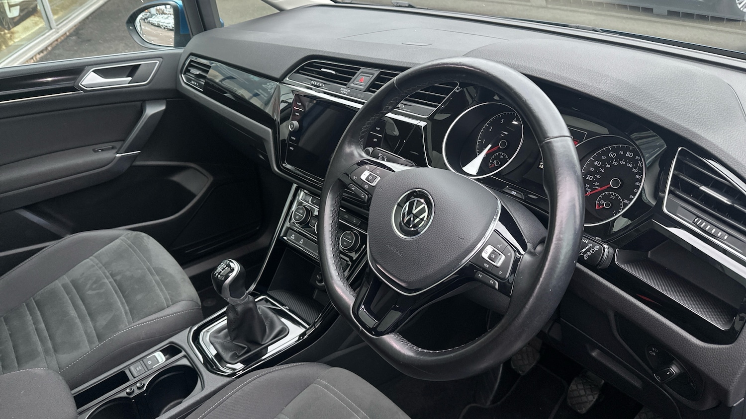 Used Volkswagen Touran 2021 for sale - 76722698: Photo 11