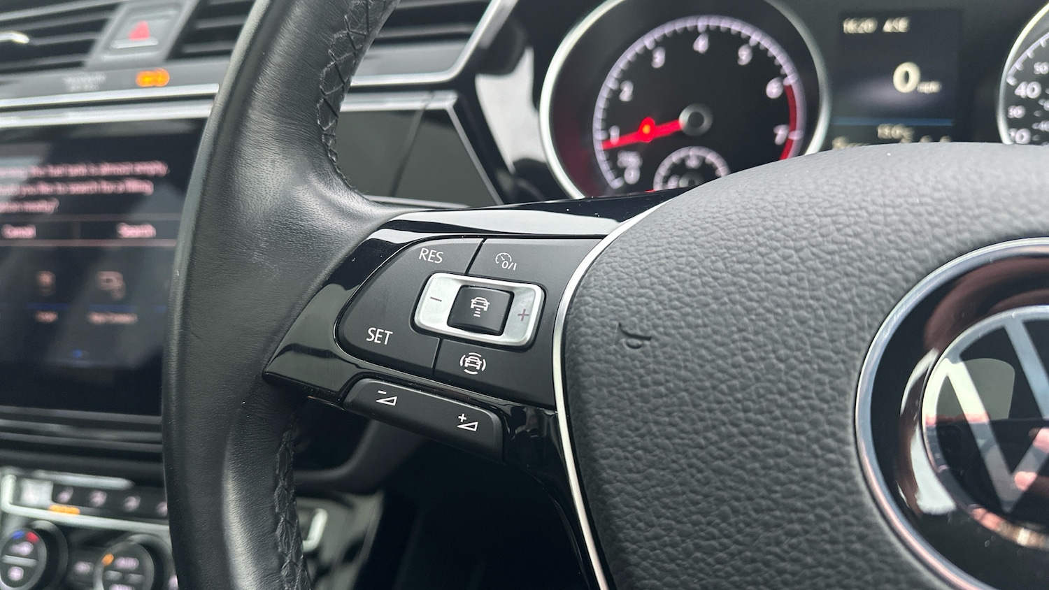 Used Volkswagen Touran 2021 for sale - 76722698: Photo 25