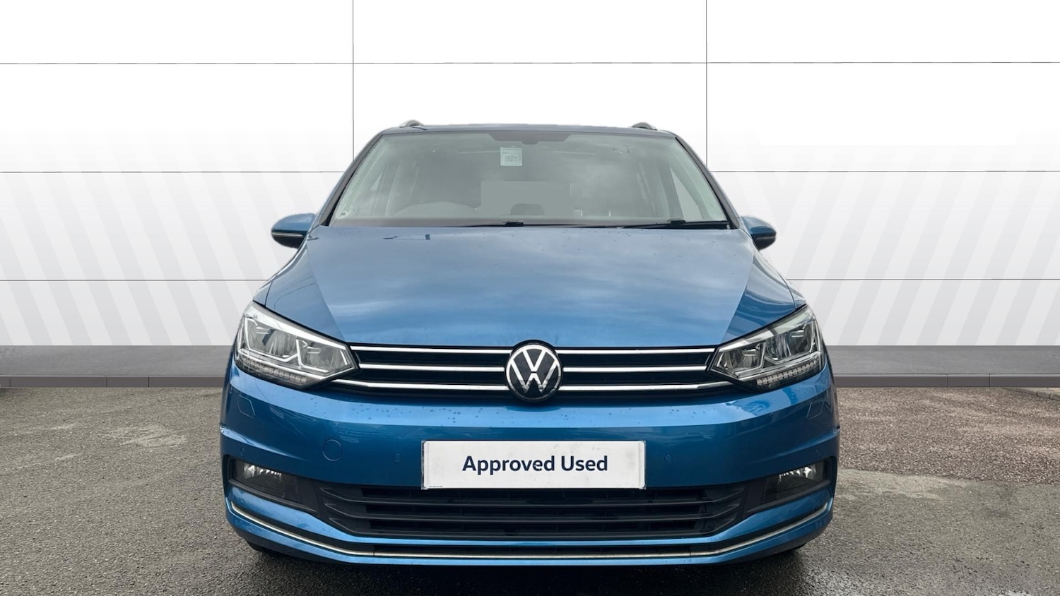 Used Volkswagen Touran 2021 for sale - 76722698: Photo 3