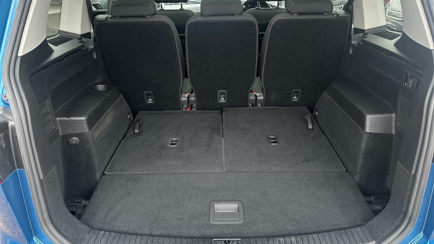 Used Volkswagen Touran 2021 for sale - 76722698: Photo 4