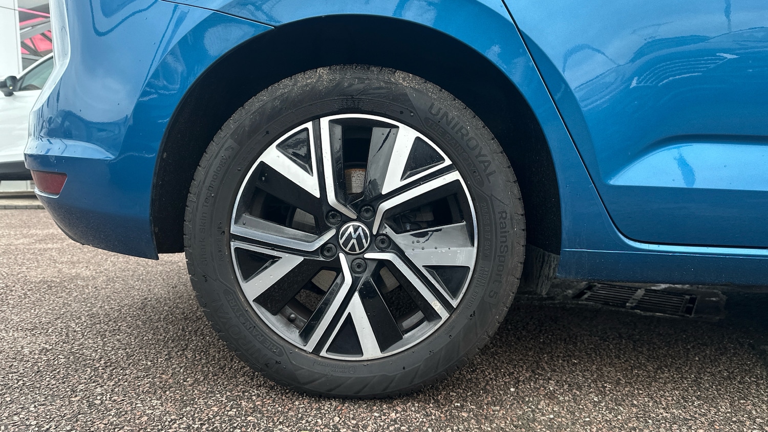 Used Volkswagen Touran 2021 for sale - 76722698: Photo 7