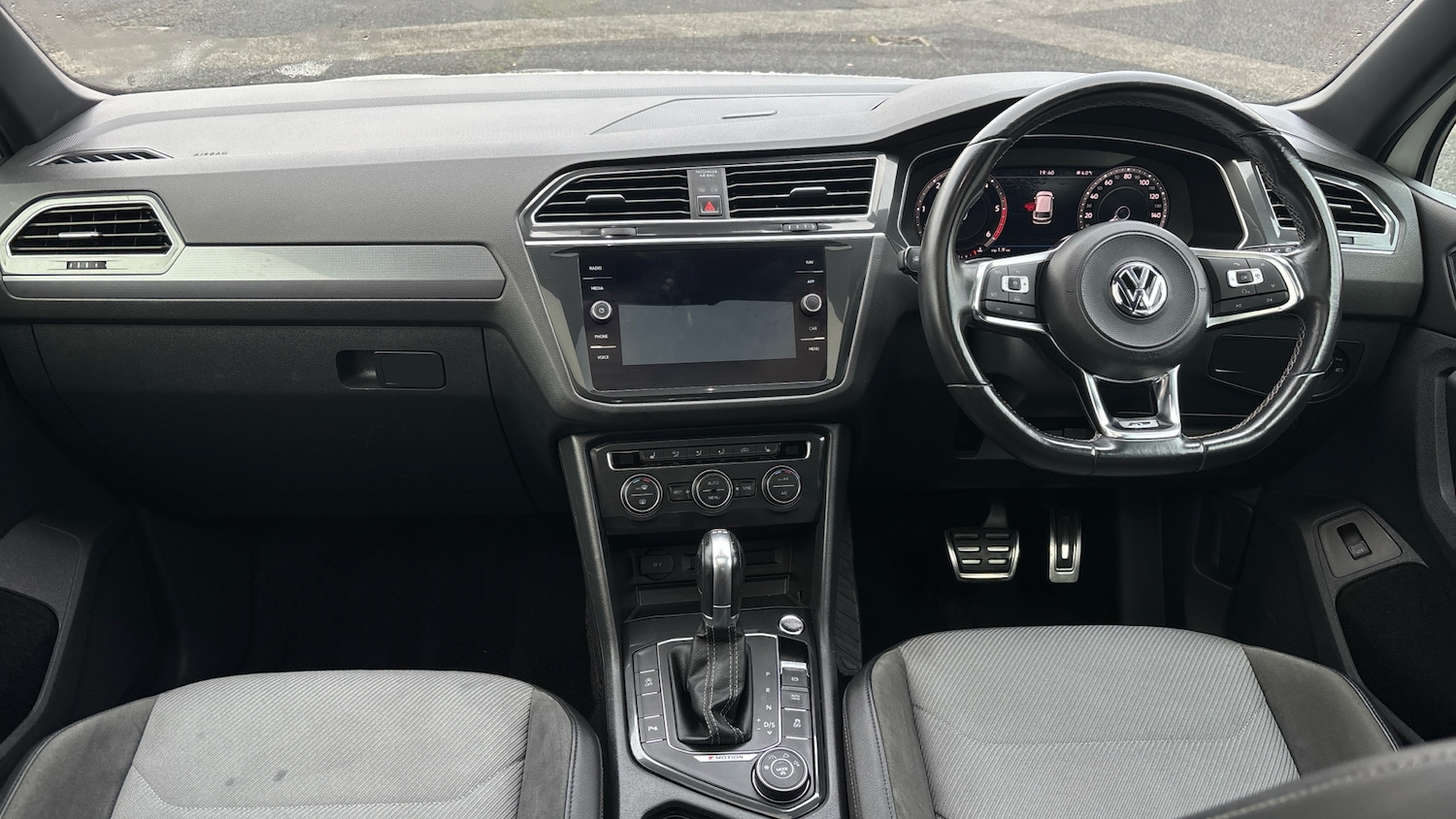 Used Volkswagen Tiguan 2017 for sale - 76807021: Photo 10