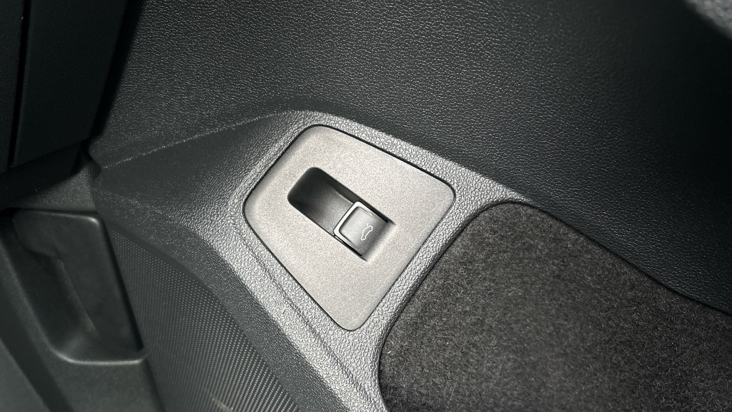 Used Volkswagen Tiguan 2017 for sale - 76807021: Photo 36