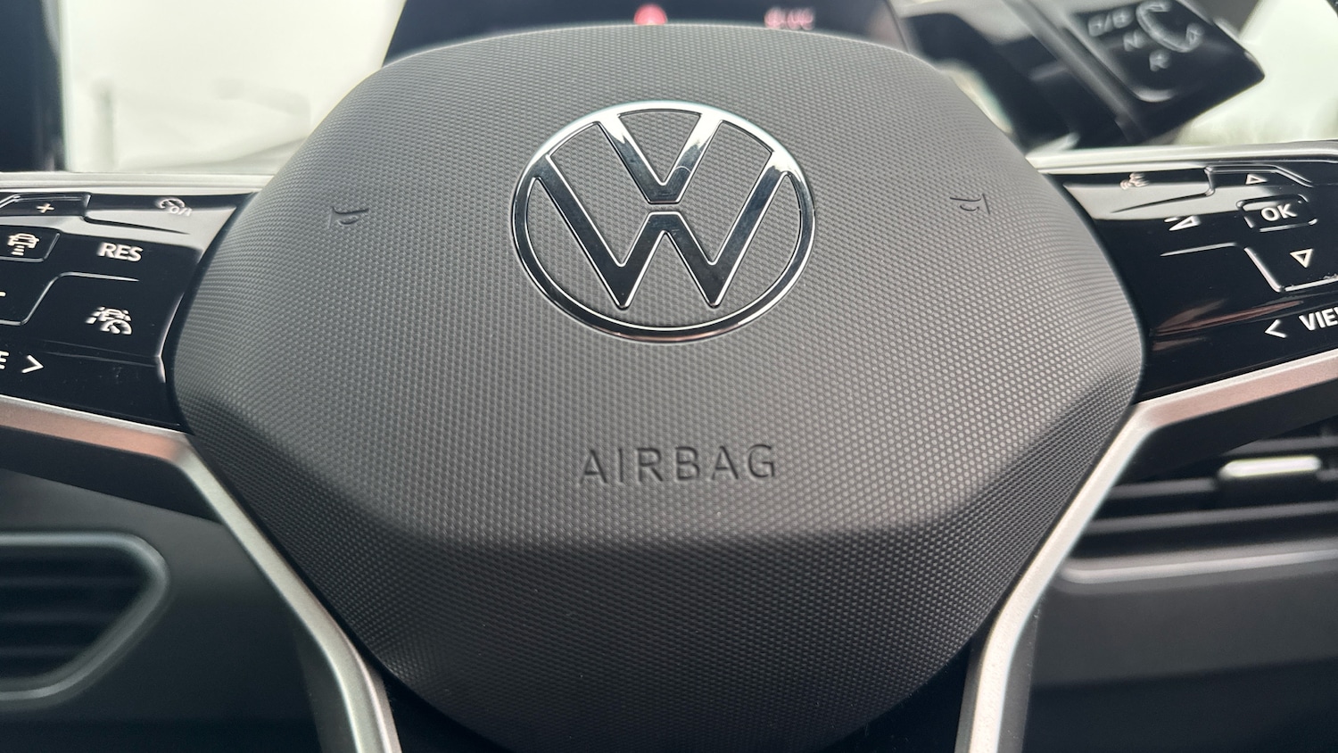 Used Volkswagen ID.3 2022 for sale - 77431582: Photo 8